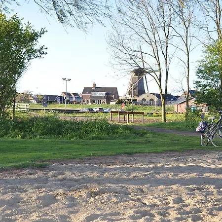 Couette-café Molenzicht 3*